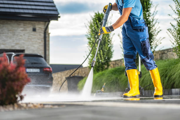 Best Affordable Pressure Washing  in Hutchinson, MN